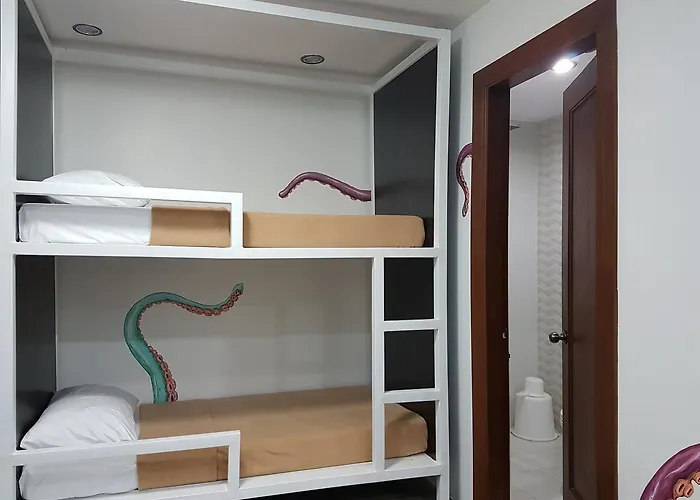 1521 Hostel